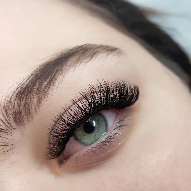 Close-up of voluminous lash extensions